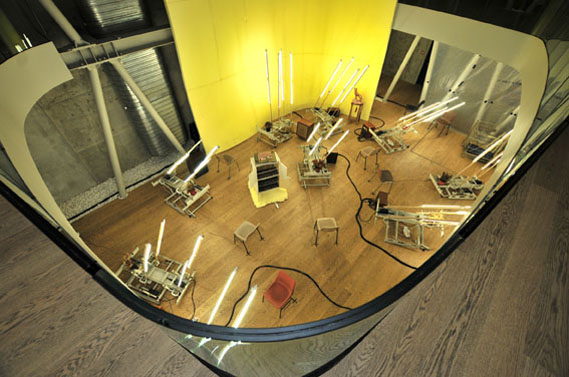 Assistante sociale, by Jean Michel Bruyère / LFKs
