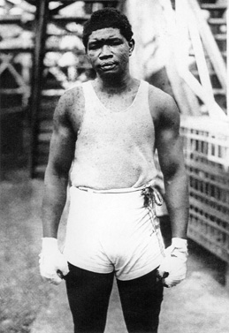 Battling Siki - opera boxing, by Jean Michel Bruyère / LFKs